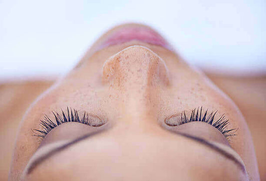 Routine peau grasse naturelle : conseils & soins efficaces – Ornella