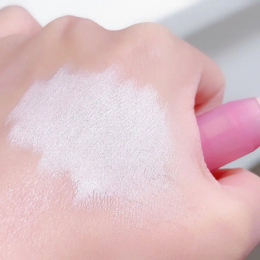Stick de contour crème de surbrillance blanc en porcelaine Stylo de contour de visage lisse.