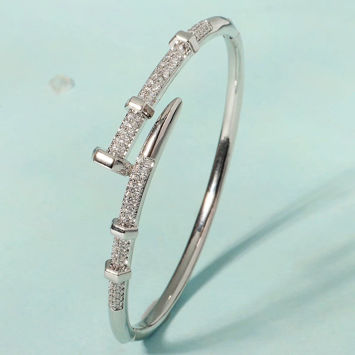 Bracelet Classique en Acier Inoxydable – Zircon Scintillant pour Femme