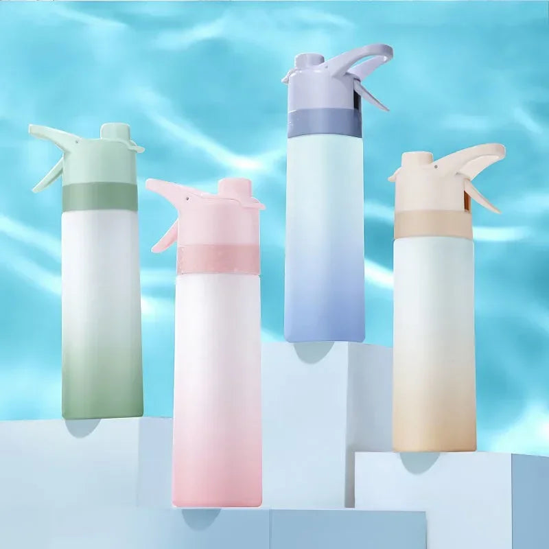 Bouteille d'eau en spray de 700 ml Bouteille d'eau de sport portable pour filles Gym Fitness Drinking Drinkware Randonnée Riding Bouteille d'eau