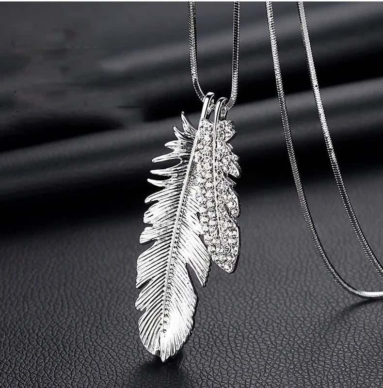 Collier Pendentif Fleur BYSPT – Couleur Argent & Imitation Perle