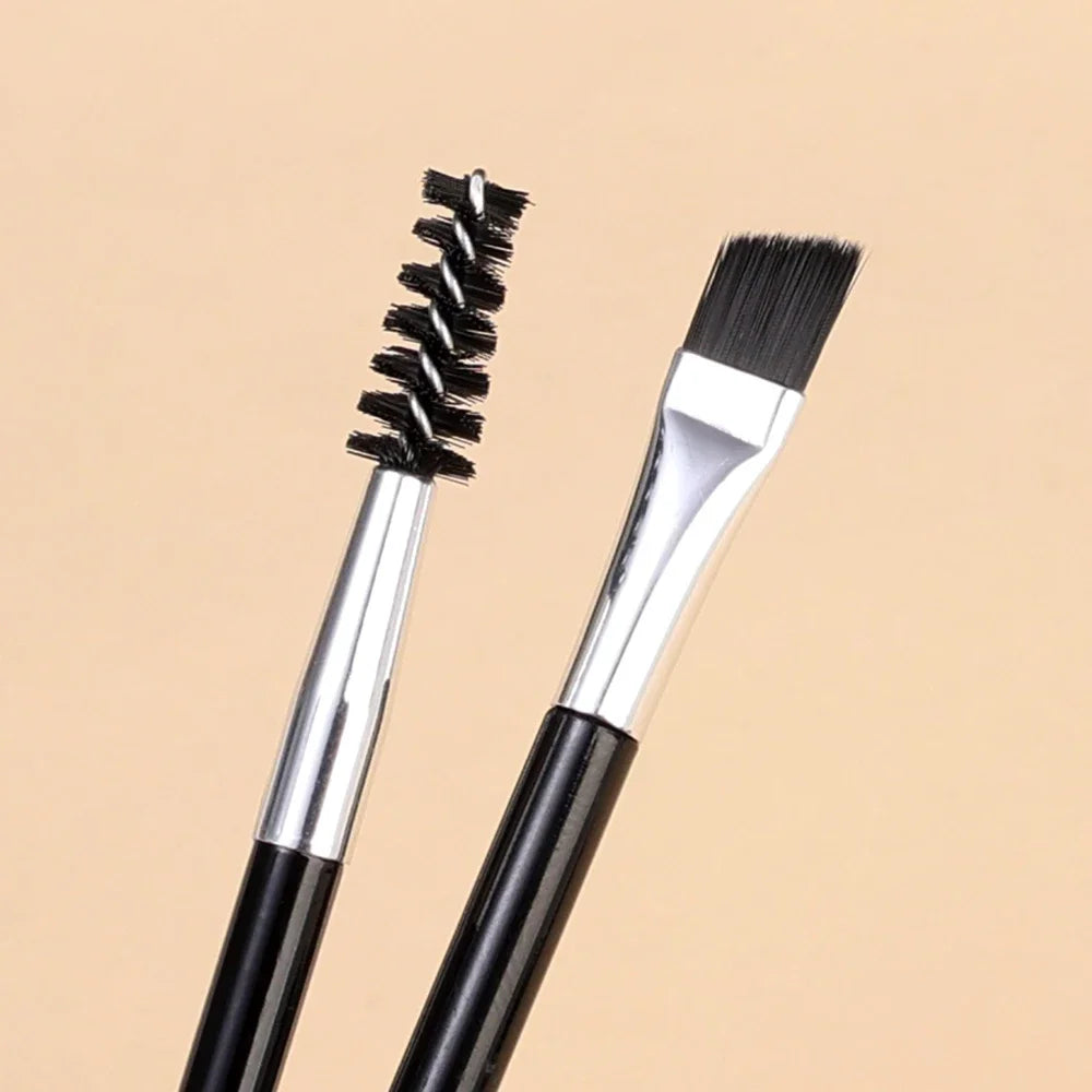 Crème pour sourcils noir brun mat 3D Teinte naturelle.