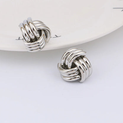 Boucles d'oreilles à clip vintage non percées, boucles d'oreilles géométriques en métal doré pour femmes.