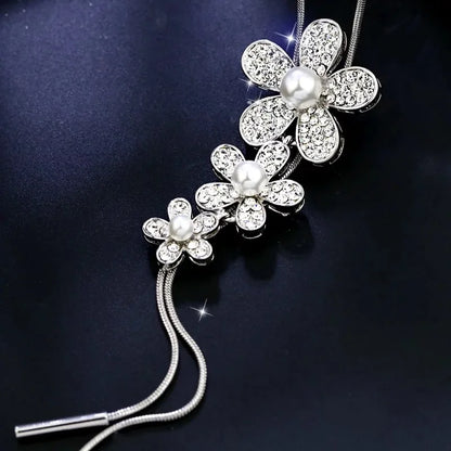 Collier Pendentif Fleur BYSPT – Couleur Argent & Imitation Perle