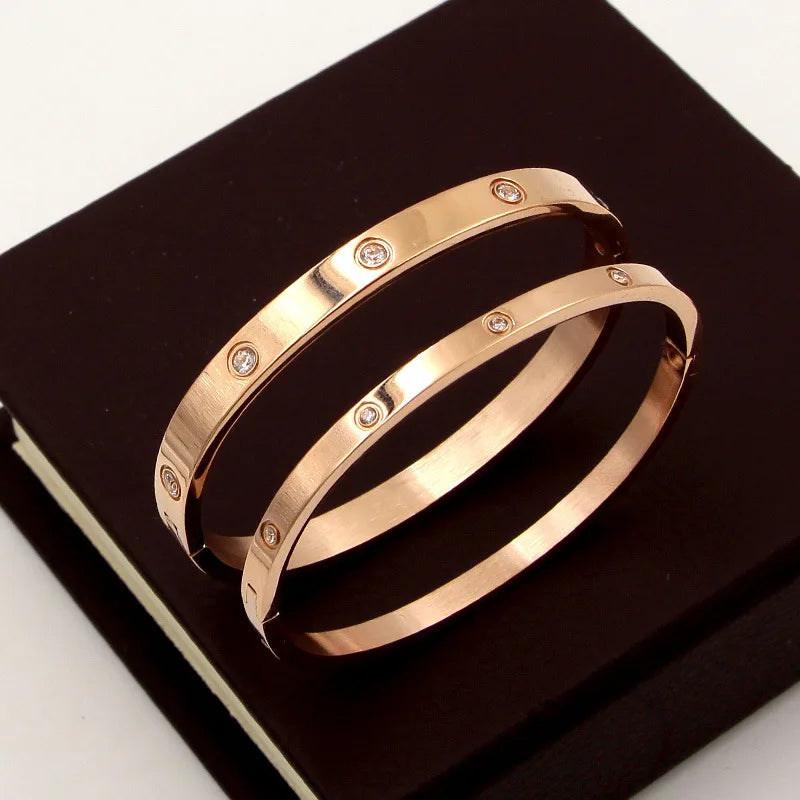 Bracelet tendance en acier inoxydable et oxyde de zirconium pour femme et homme,résistant à la lumière.