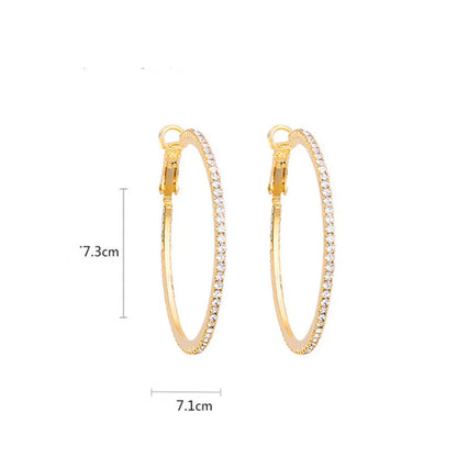 Boucles d'Oreilles Créoles Rondes en Cristal – Bijoux Géométriques & Strass Tendance 2025