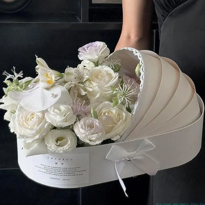 Coffret cadeau unique en forme de berceau, réutilisable, idéal pour baby shower