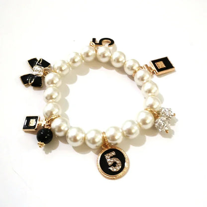 Bracelet de Luxe à Pampilles en Perles – Cristal No.5, Cadeau Élégant pour Femme