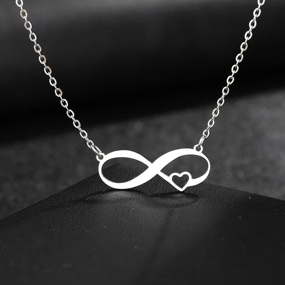 Collier ras du cou en acier inoxydable avec pendentif en forme de cœur et symbole de l'infini, simple et élégant, pour femme, bijou de mariage, cadeau