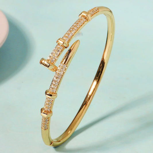 Bracelet Classique en Acier Inoxydable – Zircon Scintillant pour Femme