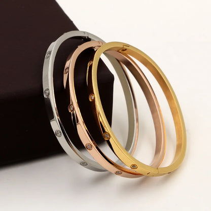 Bracelet tendance en acier inoxydable et oxyde de zirconium pour femme et homme,résistant à la lumière.