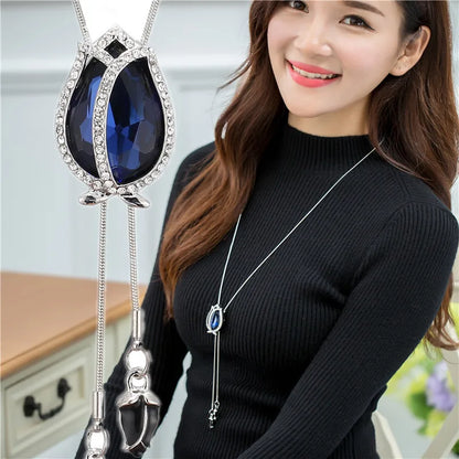 Collier Pendentif Fleur BYSPT – Couleur Argent & Imitation Perle
