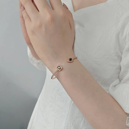 Bracelet Ouvert Réglable – Style Punk Serpent Argenté en Forme de Poire
