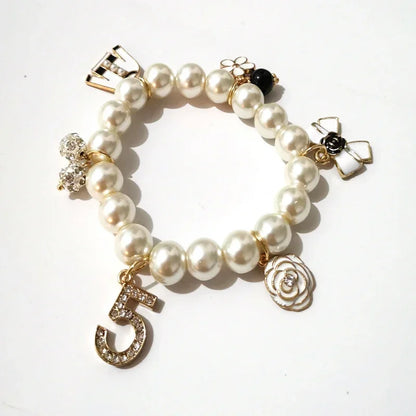 Bracelet de Luxe à Pampilles en Perles – Cristal No.5, Cadeau Élégant pour Femme