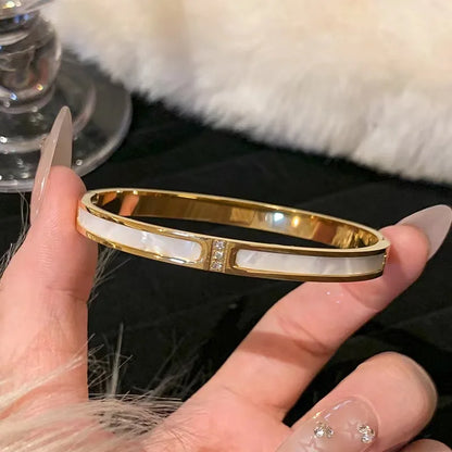 Bracelet Élégant Or avec Strass Scintillants – Acier Inoxydable Glamour