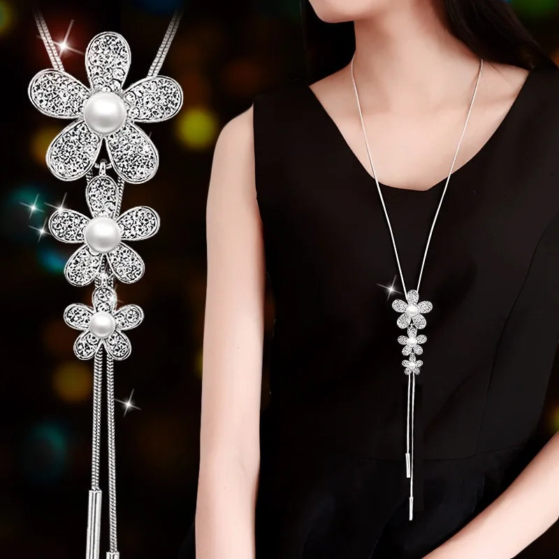 Collier Pendentif Fleur BYSPT – Couleur Argent & Imitation Perle