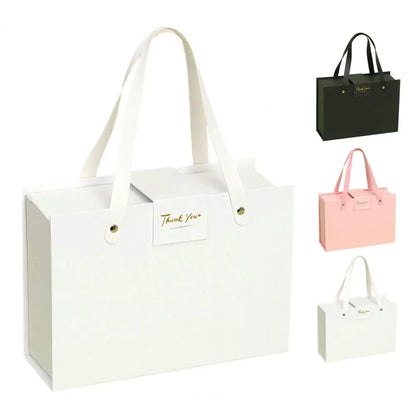 Coffret cadeau à fermeture magnétique, élégant avec fermeture cachée.
